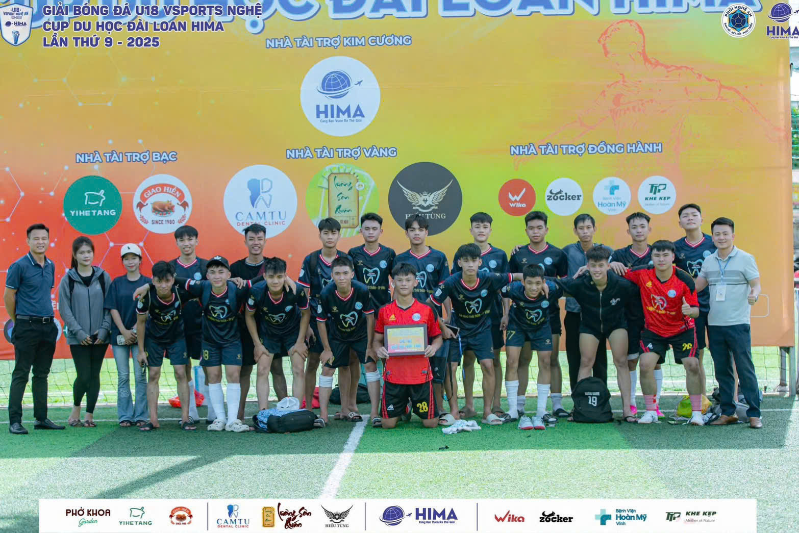 Giải bóng đá U18 VSports Nghệ An